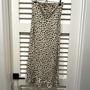 Moon River NWT Leopard Skirt size S